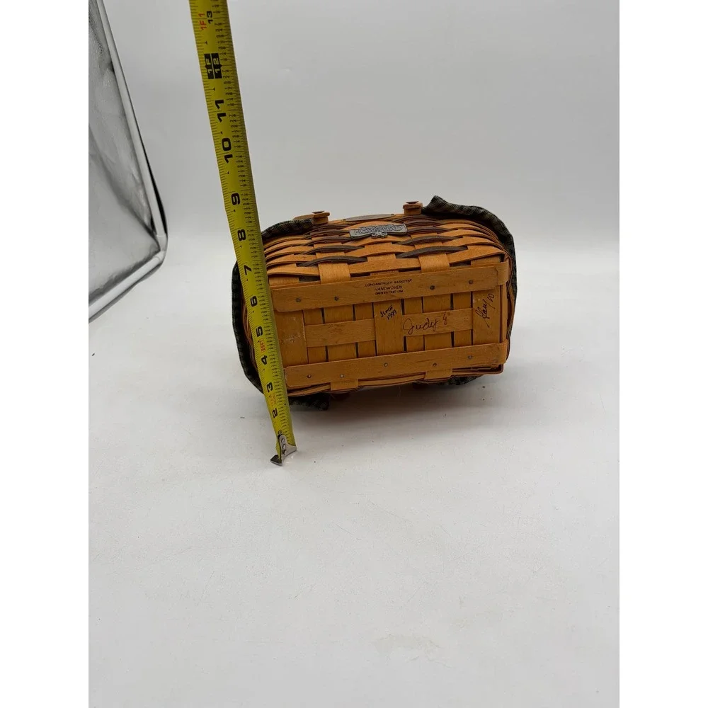 Longaberger 1999 Woven Memories Homestead Basket with Lid Liner and Protector